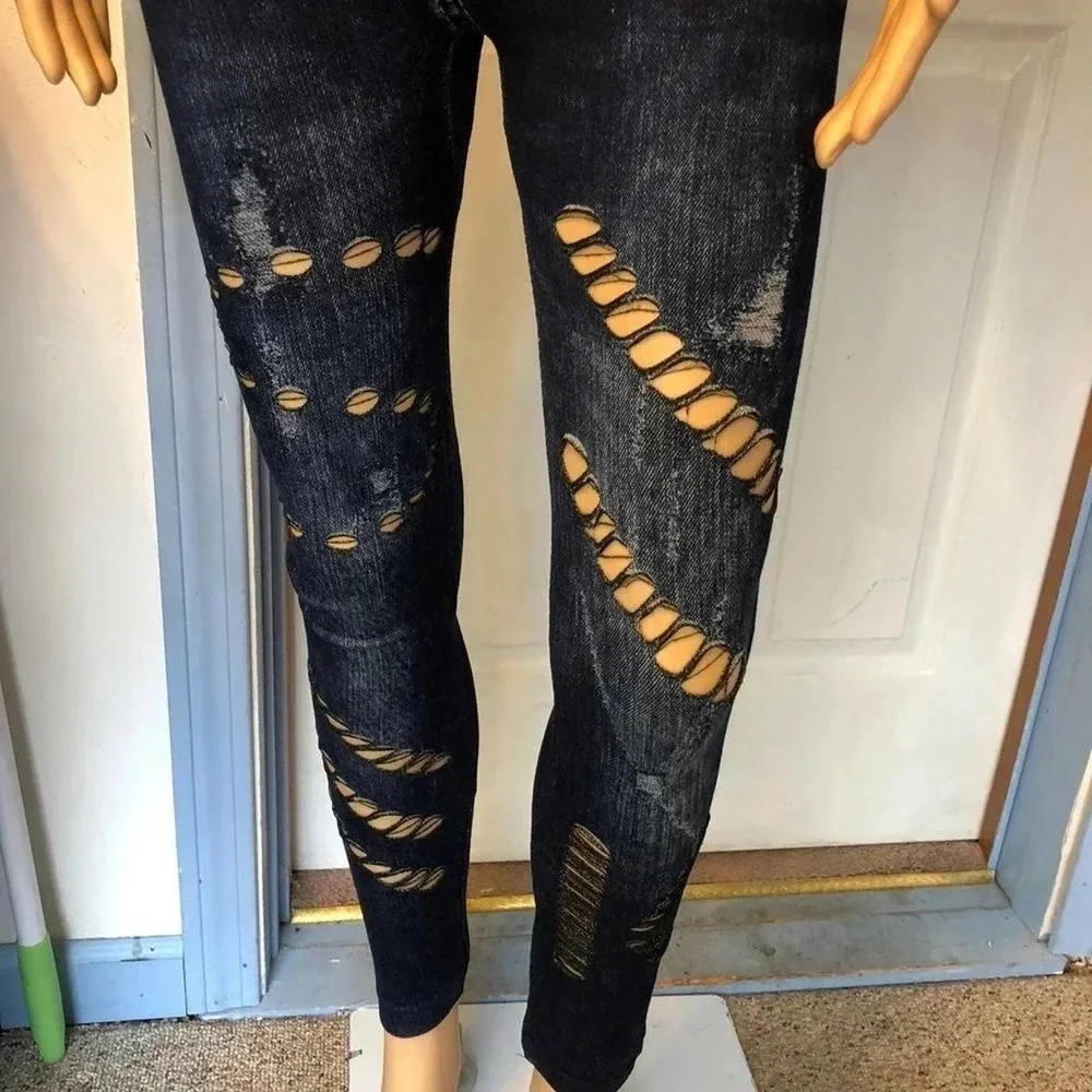 Super Stretch Distress Casual Pull on Pants/Jeans size S/M
